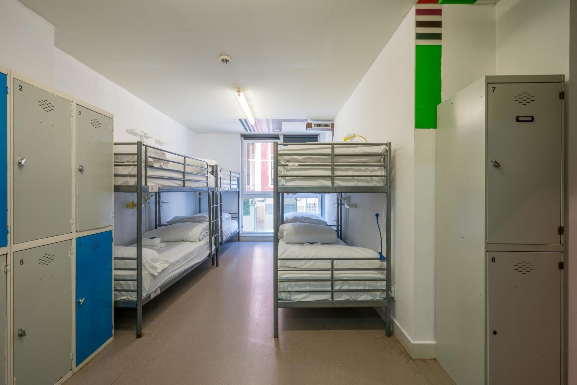 בילבאו Ganbara Hostel - Self Check In מראה חיצוני תמונה