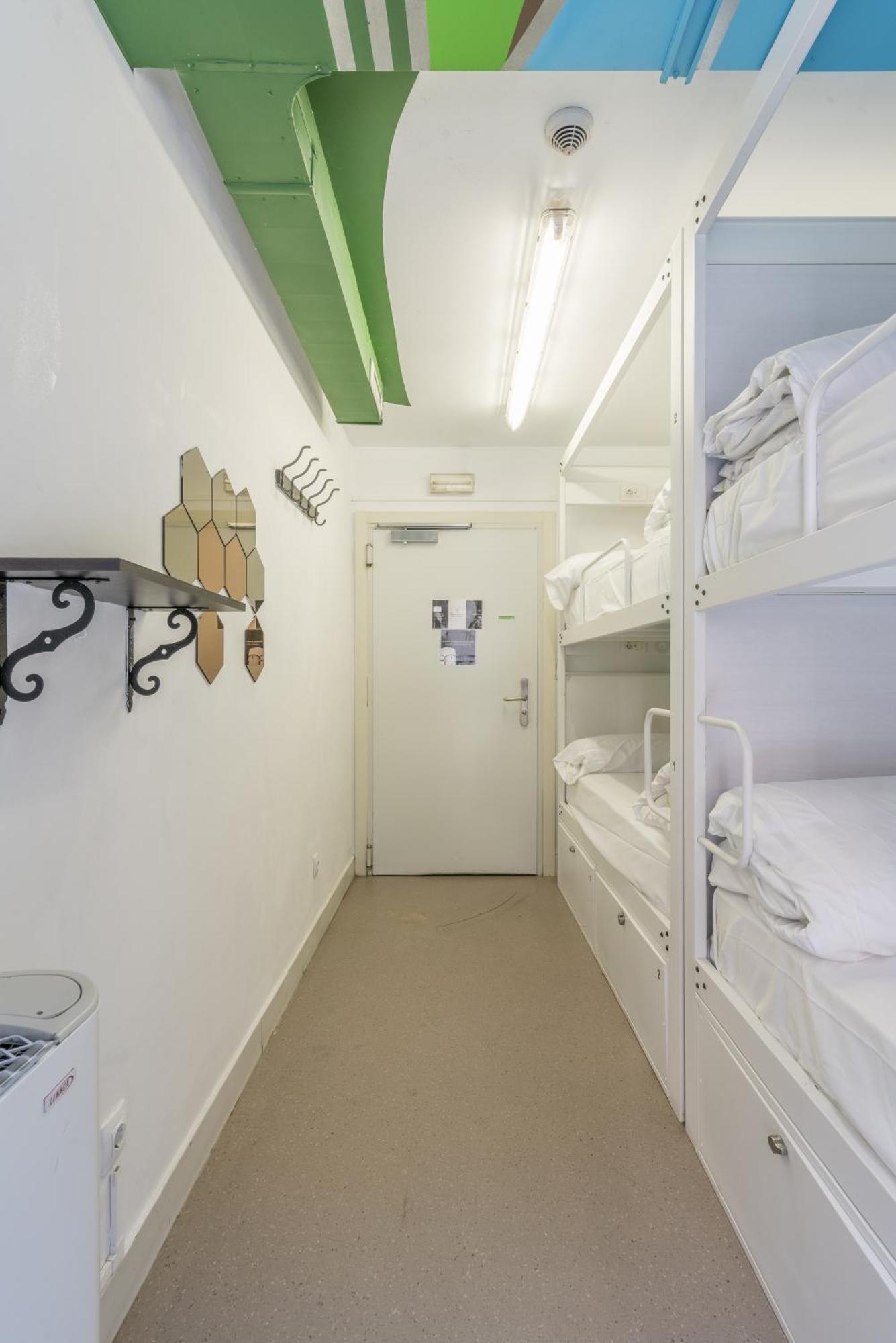 בילבאו Ganbara Hostel - Self Check In מראה חיצוני תמונה